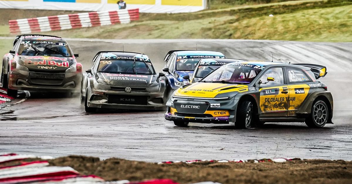 evs-are-taking-on-combustion-engines-in-a-rallycross-‘battle-of-technologies’