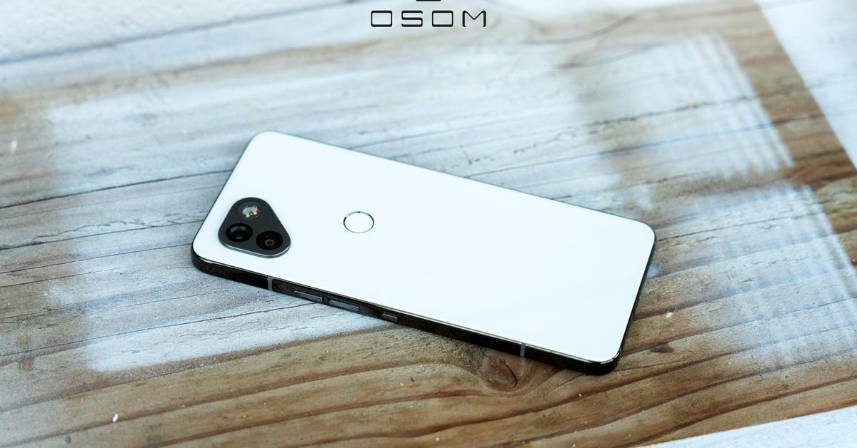 a-former-essential-phone-exec-used-company-funds-for-lamborghinis,-claims-lawsuit