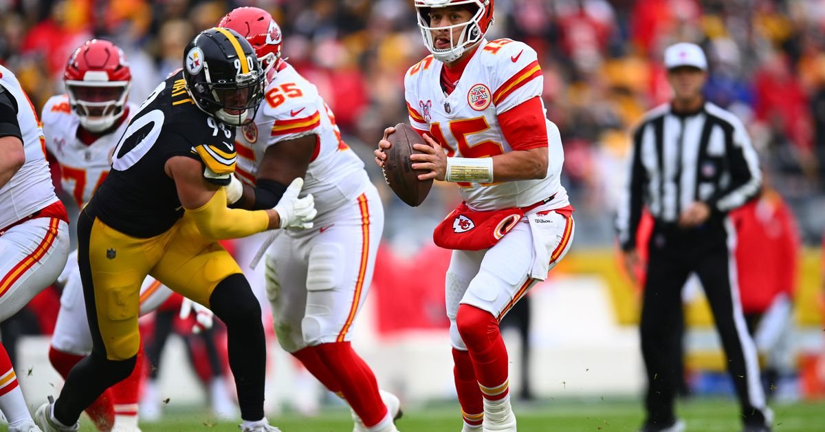 here’s-how-many-people-tuned-into-netflix’s-christmas-day-nfl-games